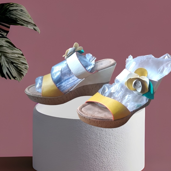 Patrizia by Spring Step | Yellow & Beige Flowerette Wedge Sandals - Picture 2 of 8